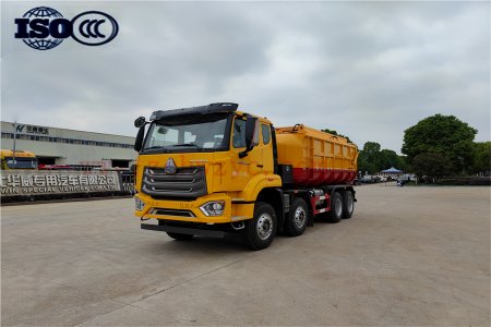 輕量化可上高速20方污泥運(yùn)輸車(chē)